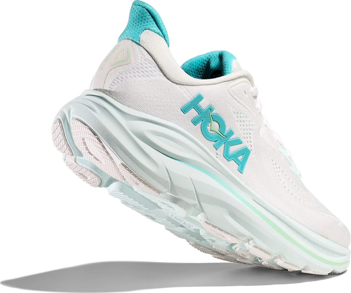 HOKA Clifton 10 - White/Cielo Blue – löparskor från HOKA, bild 3