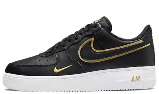 Nike Air Force 1 - Black Metallic Gold – sneakers från Nike