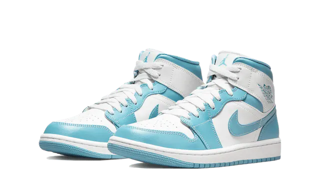 Nike Air Jordan 1 - UNC – sneakers från Nike, bild 2