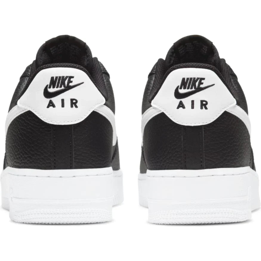 Nike Air Force 1 - Black White Pebbled Leather – sneakers från Nike, bild 6