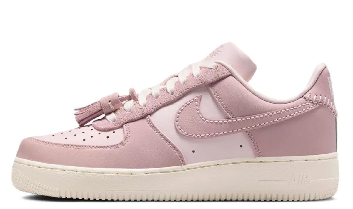 Nike Air Force 1 - Pink Oxford – sneakers från Nike
