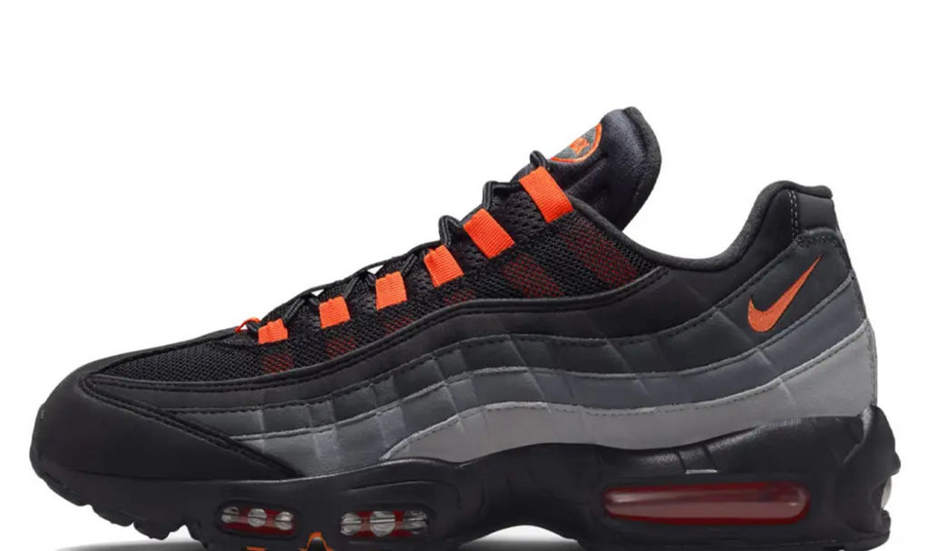 Nike Air Max 95 - Black Hyper Crimson – sneakers från Nike