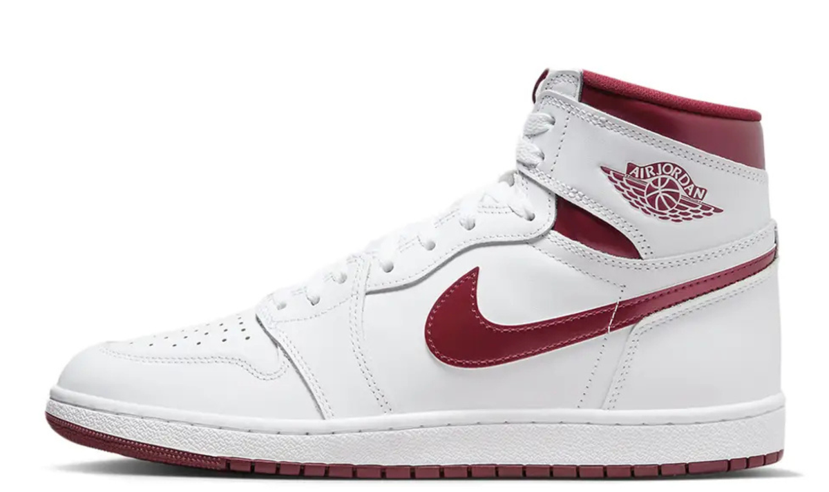 Nike Air Jordan 1 - 85 Metallic Burgundy – sneakers från Nike