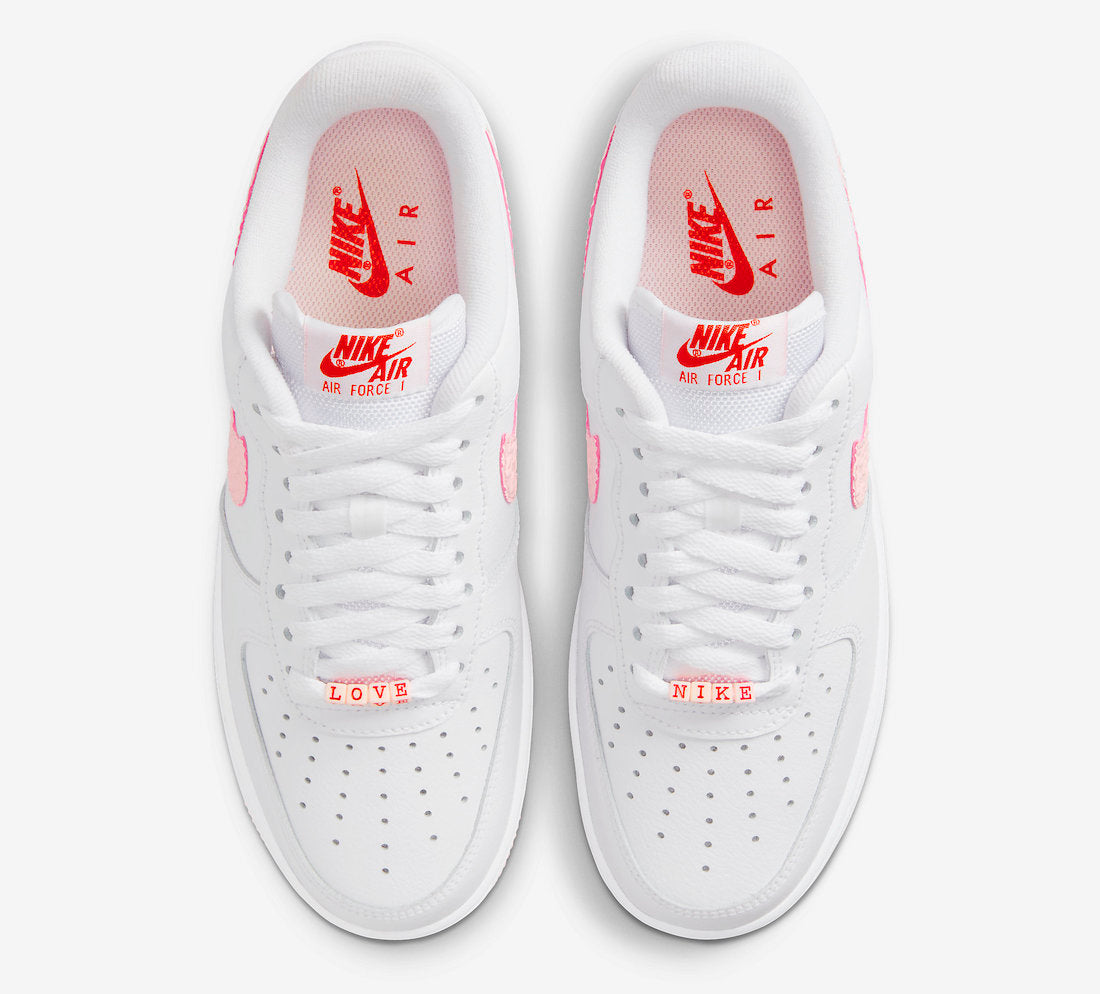 Nike Air Force 1 - V-Day Love Nike – sneakers från Nike, bild 5