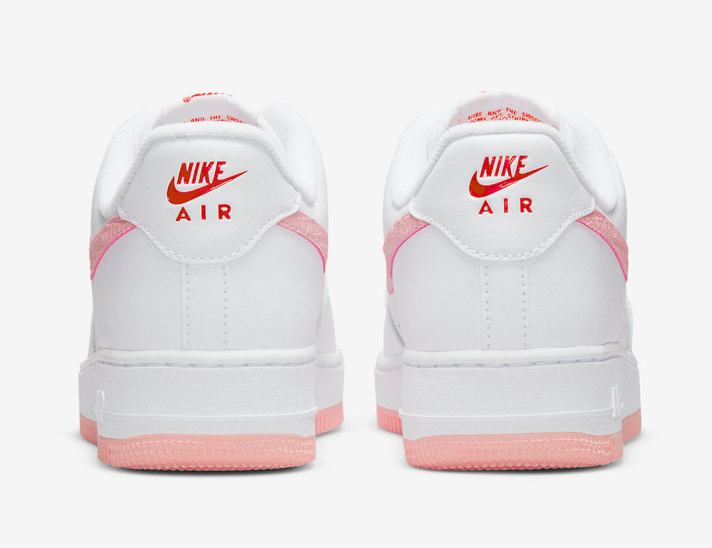 Nike Air Force 1 - V-Day Love Nike – sneakers från Nike, bild 3