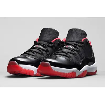 Nike Air Jordan 11 Low - Bred – sneakers från Nike, bild 2