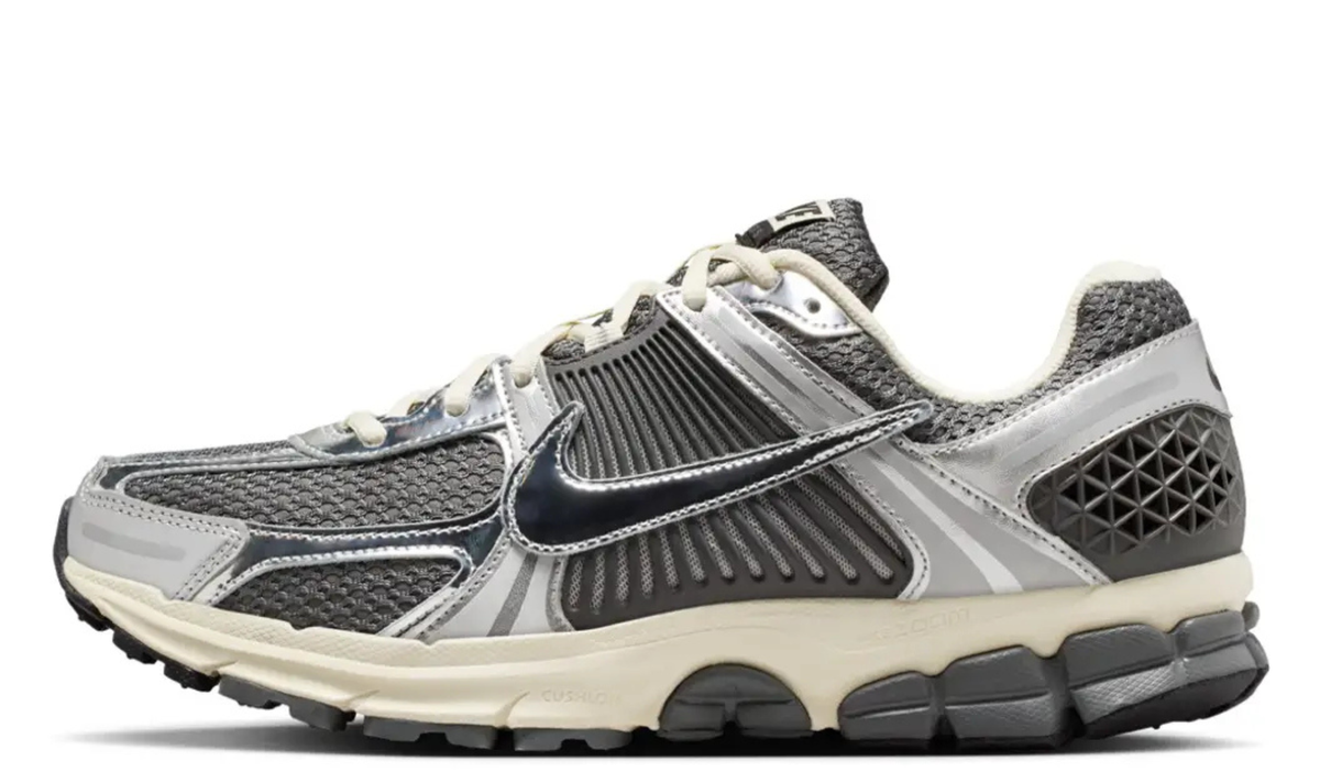 Nike Zoom Vomero 5 - Iron Grey Chrome – sneakers från Nike