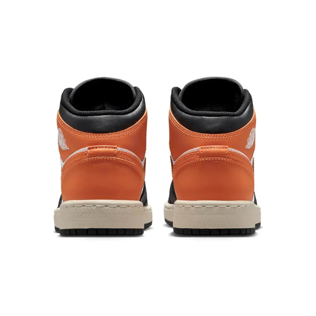 Nike Air Jordan 1 - GS Shattered Backboard 2025 – sneakers från Nike, bild 4