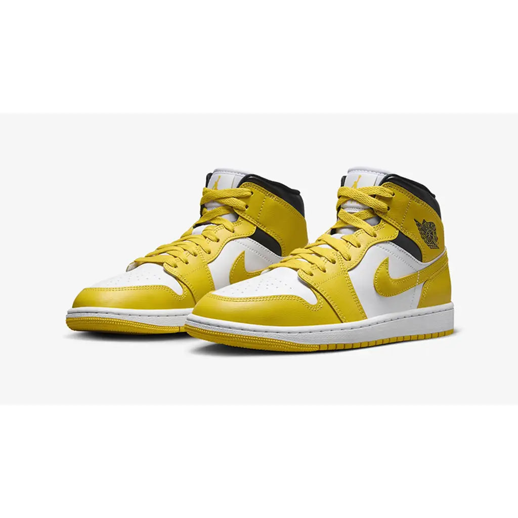 Nike Air Jordan 1 - Vivid Sulfur – sneakers från Nike, bild 2