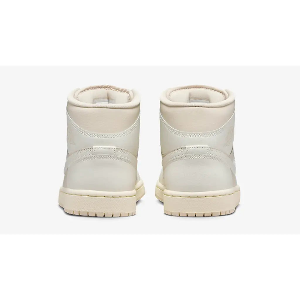 Nike Air Jordan 1 - Legend Light Brown – sneakers från Nike, bild 4