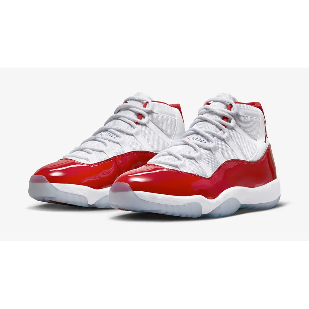 Nike Air Jordan 11 - Cherry – sneakers från Nike, bild 2