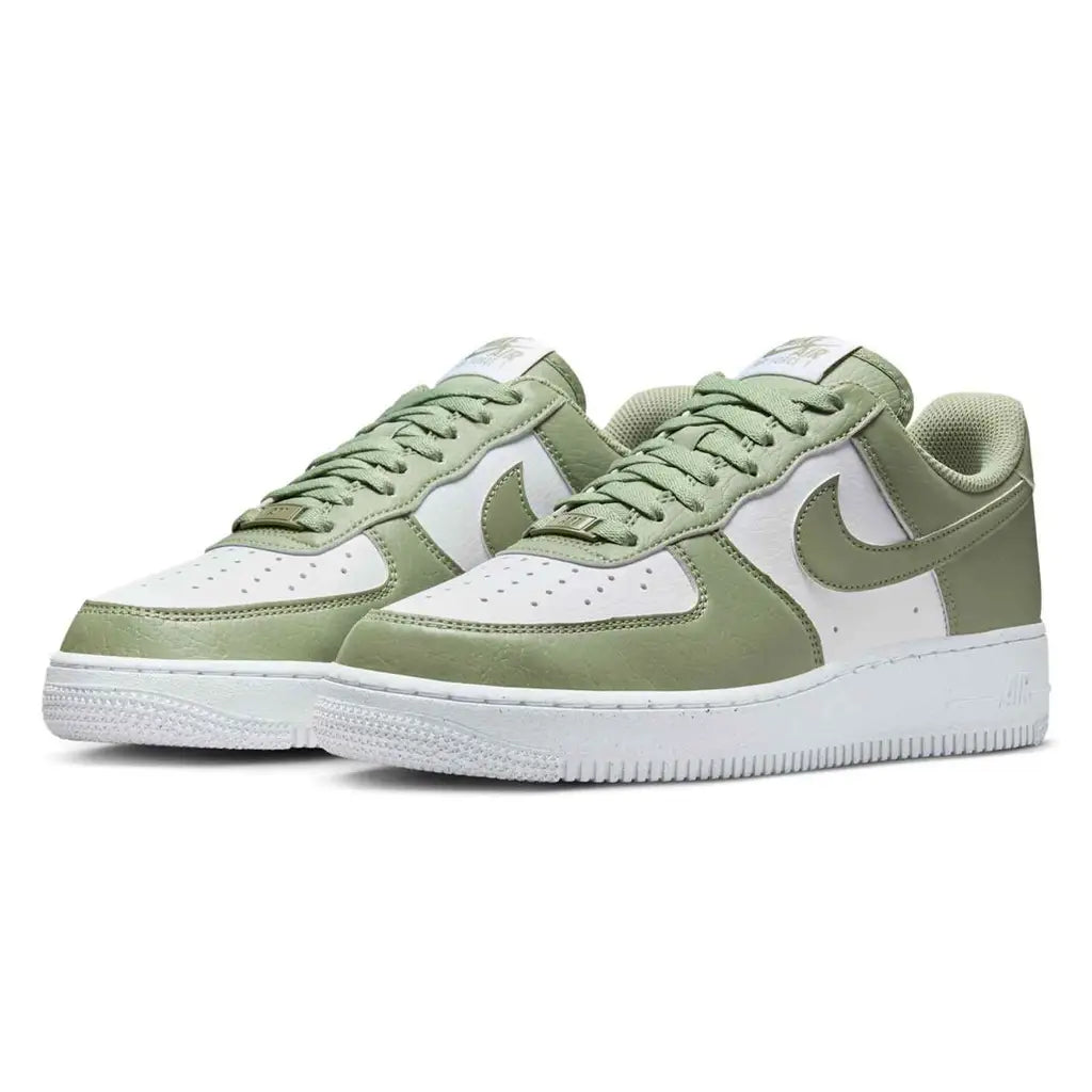 Nike Air Force 1 - Next Nature Oil Green – sneakers från Nike, bild 2