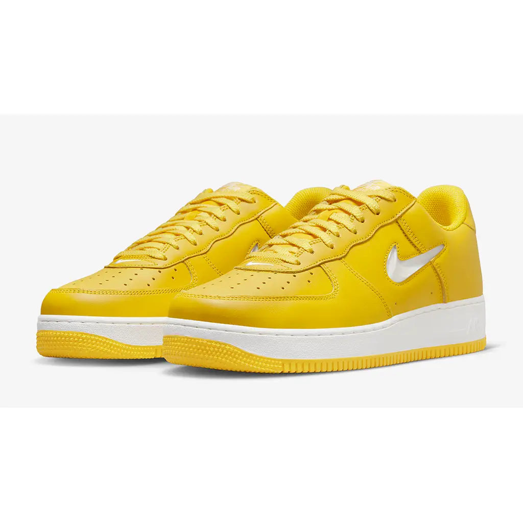 Nike Air Force 1 - Jewel Yellow – sneakers från Nike, bild 2