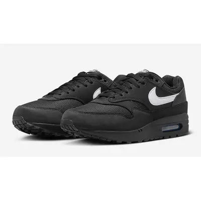 Nike Air Max 1 - Black White – sneakers från Nike, bild 2