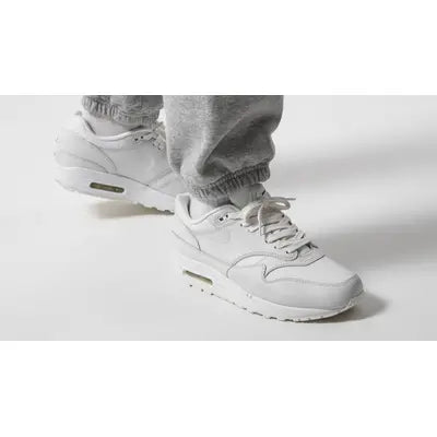 Nike Air Max 1 - Summit White Sail – sneakers från Nike, bild 3