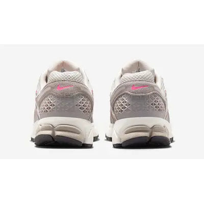 Nike Zoom Vomero 5 - College Grey Hyper Pink – sneakers från Nike, bild 4