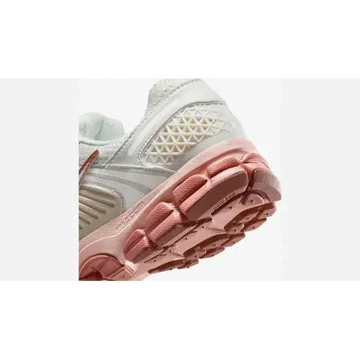 Nike Zoom Vomero 5 - Particle Beige – sneakers från Nike, bild 5