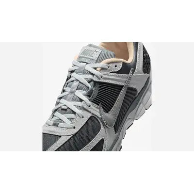 Nike Zoom Vomero 5 - Smoke Grey – sneakers från Nike, bild 3