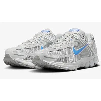 Nike Zoom Vomero 5 - White University Blue – sneakers från Nike, bild 2