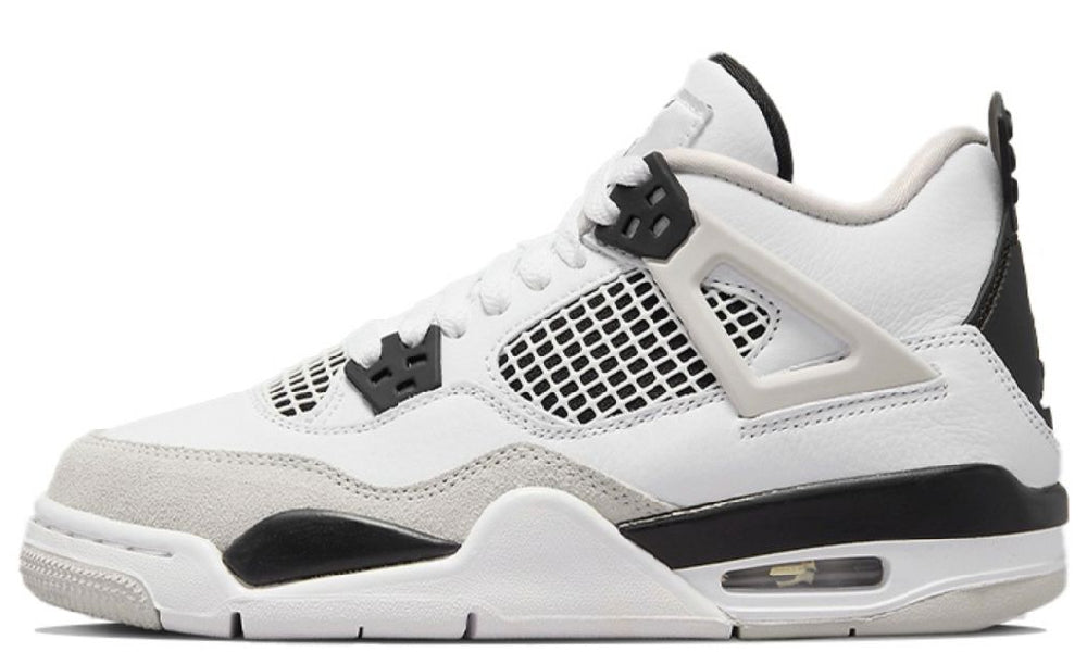Nike Air Jordan 4 - Military Black – sneakers från Nike