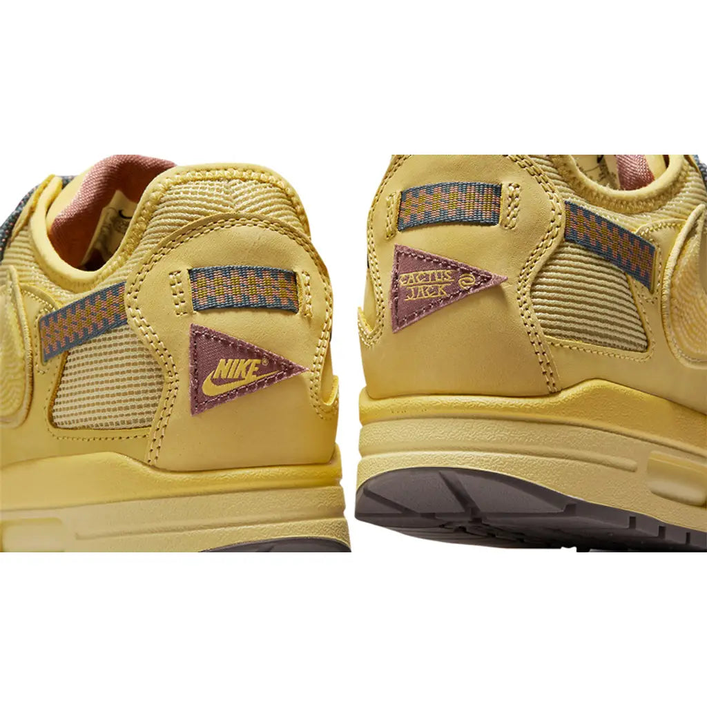 Nike Air Max 1 X Travis Scott - Cactus Jack Saturn Gold – sneakers från Nike, bild 5