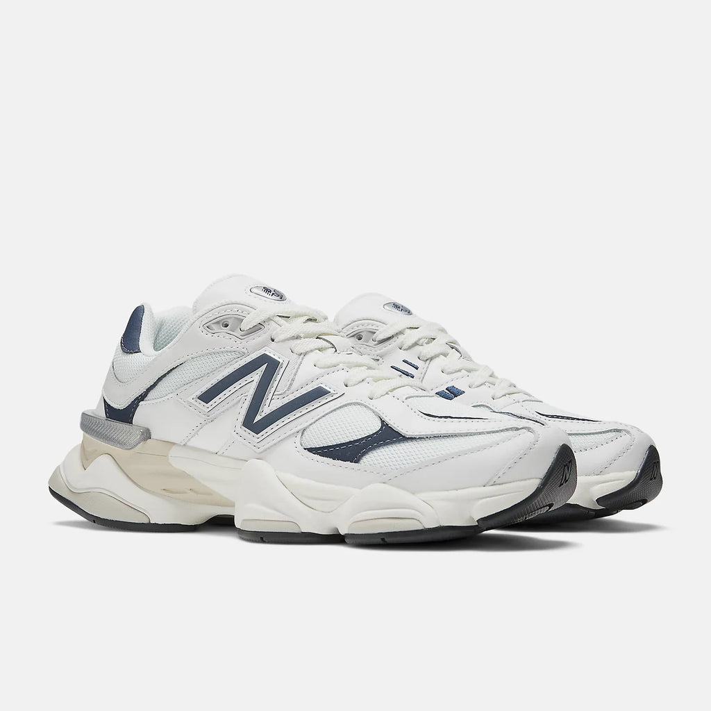New Balance 9060 - White/ Navy – sneakers från New Balance, bild 2
