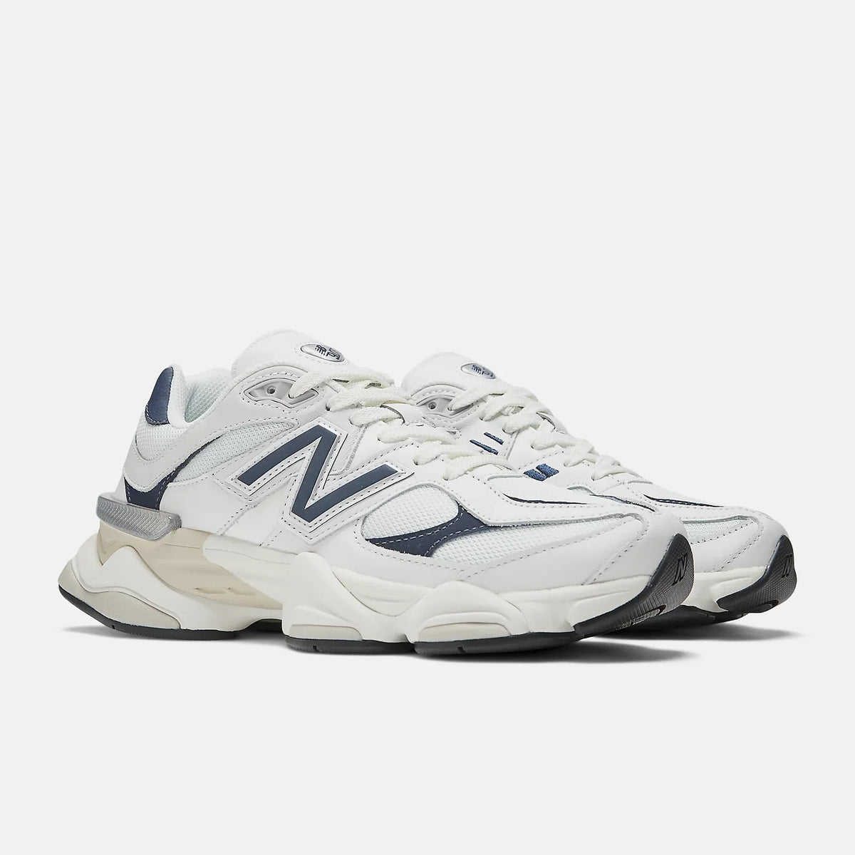 New Balance 9060 - White/ Navy – sneakers från New Balance, bild 2