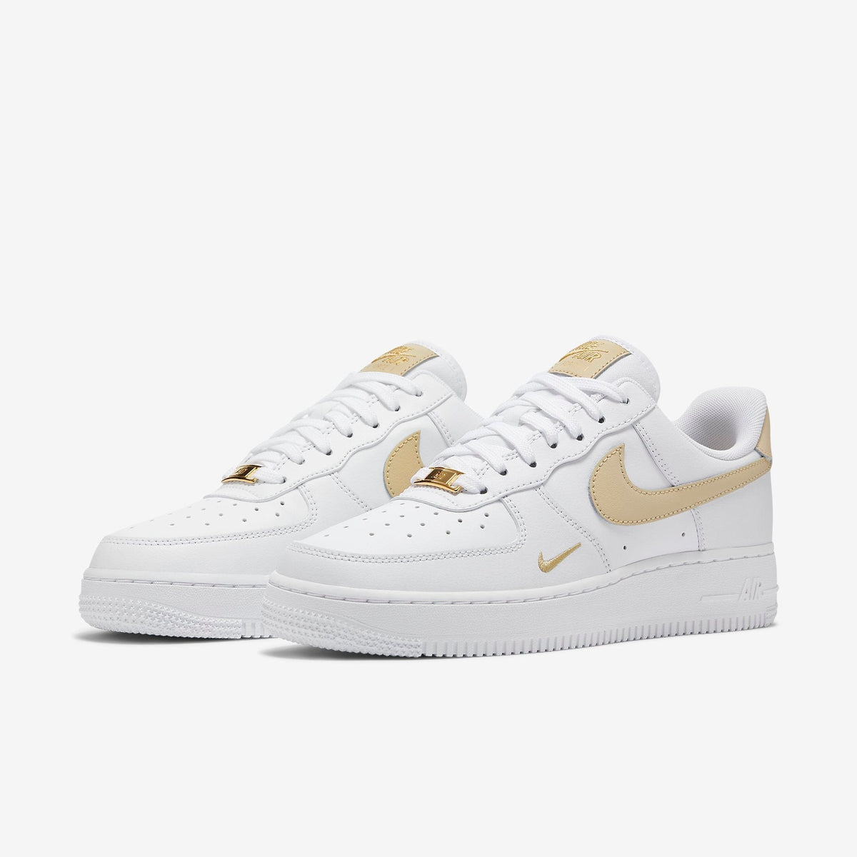 Nike Air Force 1 - Essential Beige – sneakers från Nike, bild 2